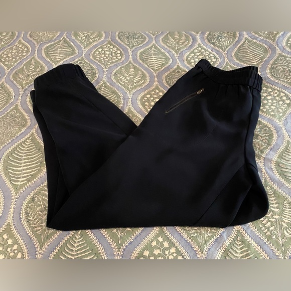 J. Crew - Relaxed Fit Navy Blue Lounge Pants - EUC - 4 - Picture 8 of 15